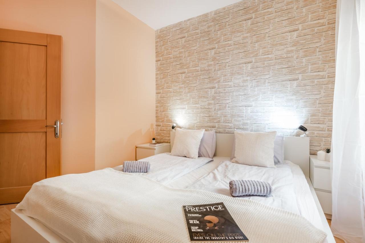 Central Premier Apartment Budapest Exterior foto