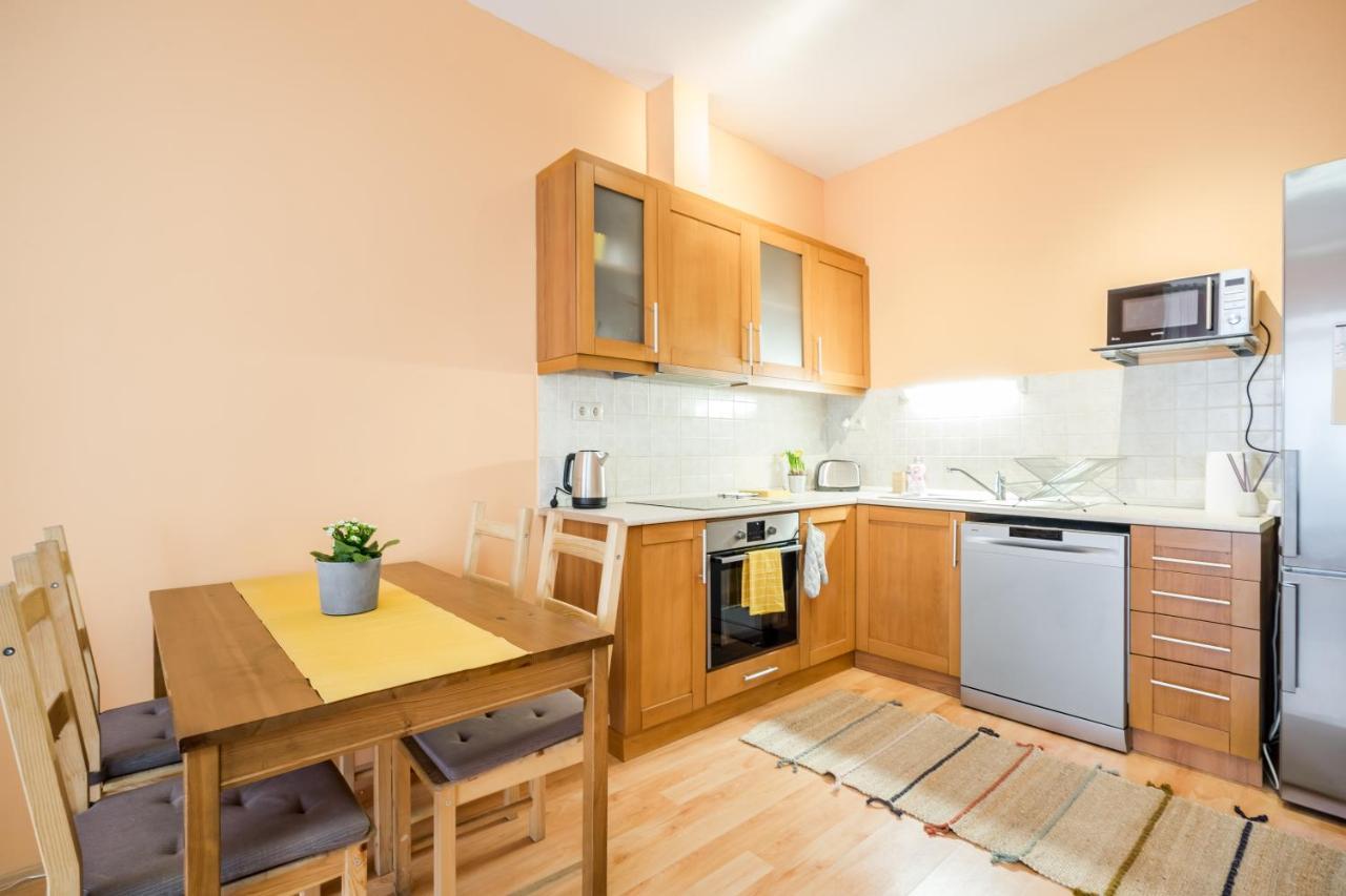 Central Premier Apartment Budapest Exterior foto